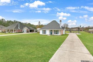 32351 Avants Rd, Walker, LA 70785