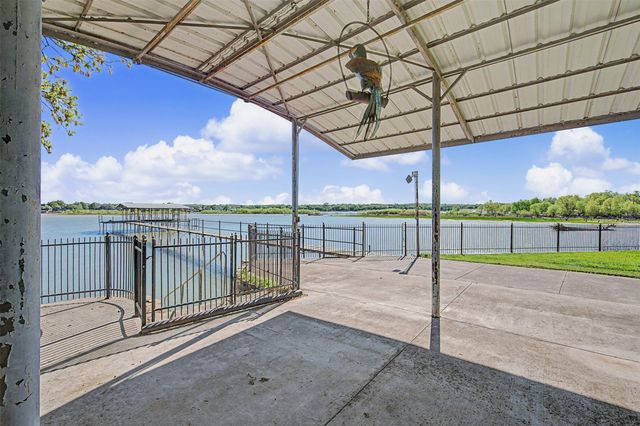 10203 Liberty School Road, Azle, TX 76020