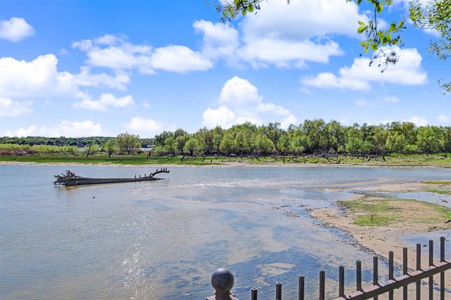 10203 Liberty School Road, Azle, TX 76020