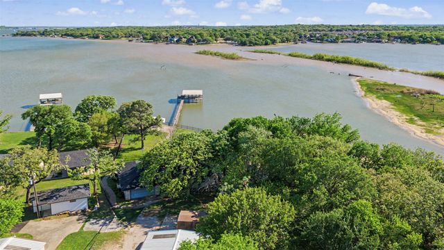 10203 Liberty School Road, Azle, TX 76020