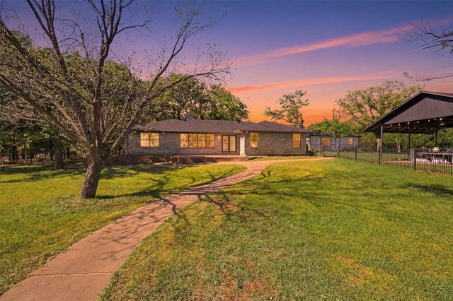 10203 Liberty School Road, Azle, TX 76020
