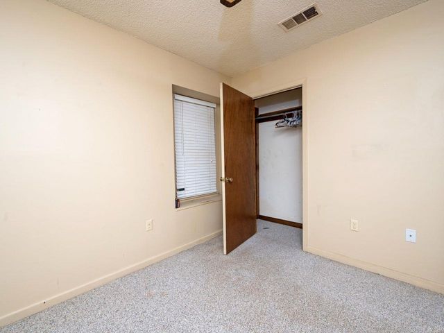 2 Kingspark Drive, Maumelle, AR 72113