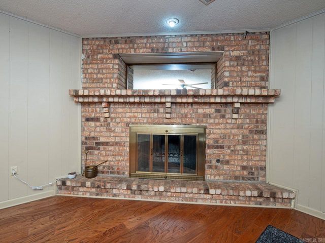2 Kingspark Drive, Maumelle, AR 72113