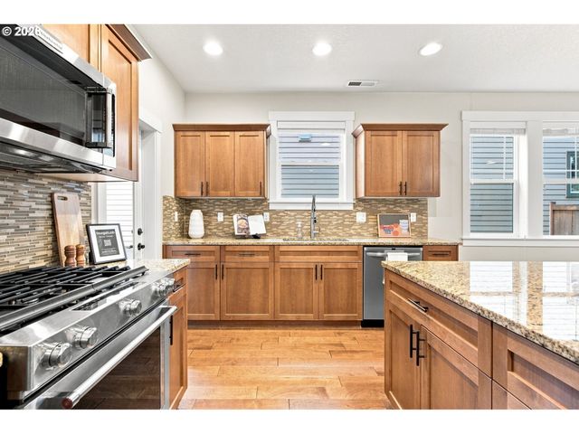 14395 Sw EQUESTRIAN Ln, Beaverton, OR 97008