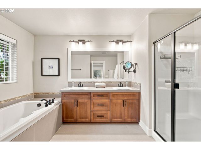 14395 Sw EQUESTRIAN Ln, Beaverton, OR 97008