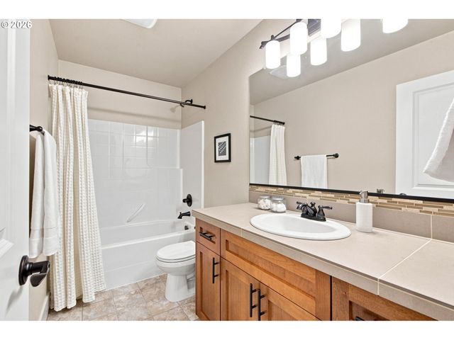 14395 Sw EQUESTRIAN Ln, Beaverton, OR 97008