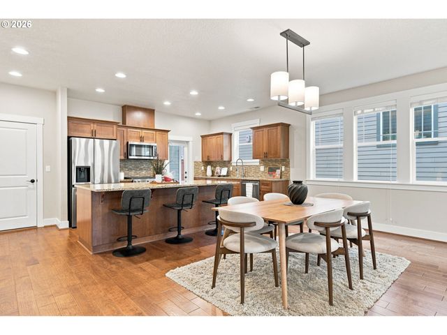 14395 Sw EQUESTRIAN Ln, Beaverton, OR 97008