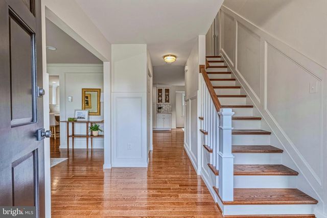 1331 DEEP RUN LN, Reston, VA 20190