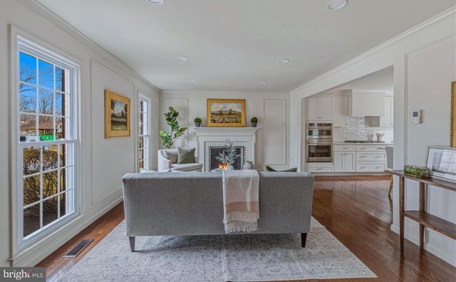 1331 DEEP RUN LN, Reston, VA 20190