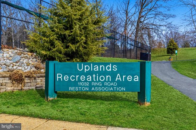 1331 DEEP RUN LN, Reston, VA 20190