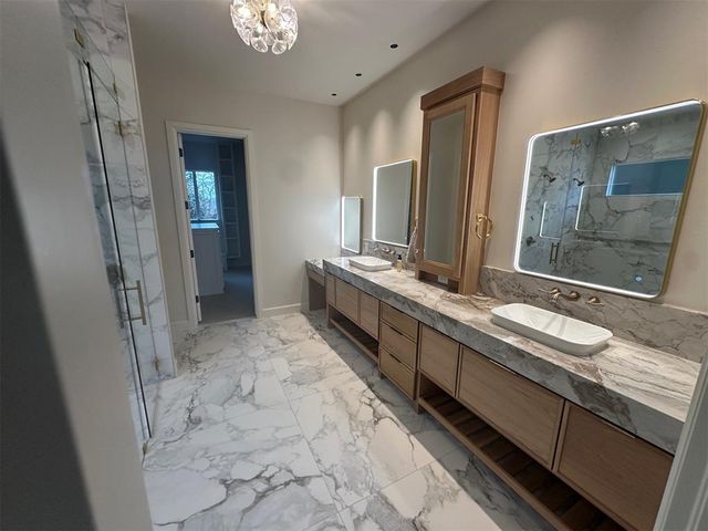 4200 Grand Timber Drive, Edmond, OK 73034