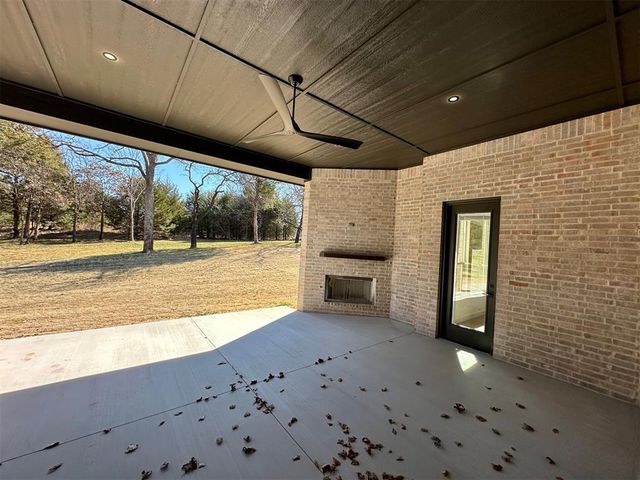 4200 Grand Timber Drive, Edmond, OK 73034