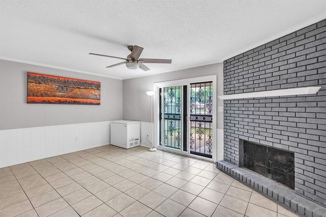 1726 FOX HUNT LN # 21, Memphis, TN 38134