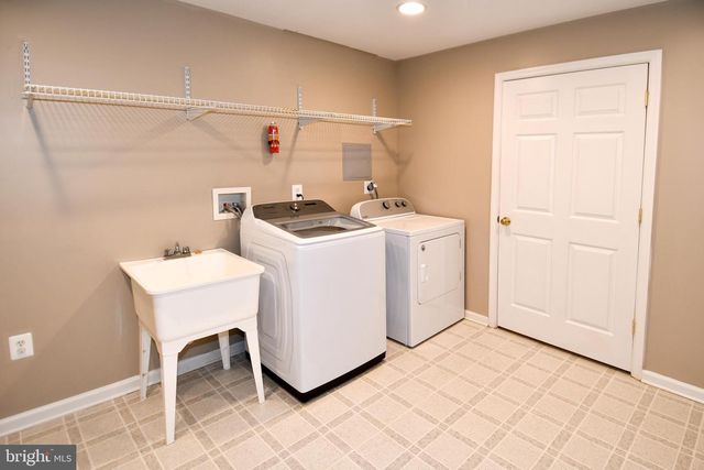 20818 SHY BEAVER CT, Ashburn, VA 20147