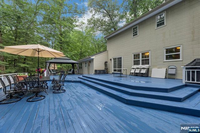 205 Graney Drive, River Vale, NJ 07675