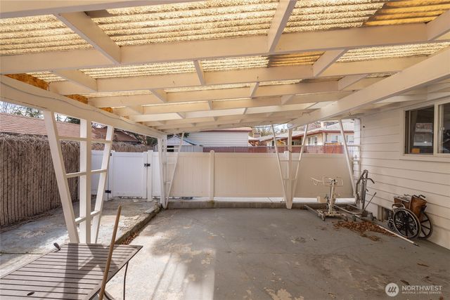 33 Furney Street, Wenatchee, WA 98801