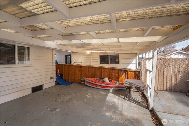 33 Furney Street, Wenatchee, WA 98801