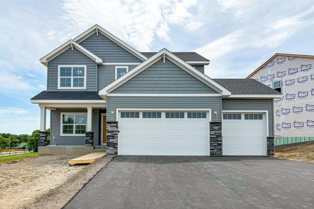 819 Walnut Grove Lane, Hanover, MN 55341