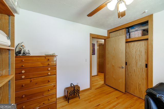 2665 Oak Log Way, Buford, GA 30519