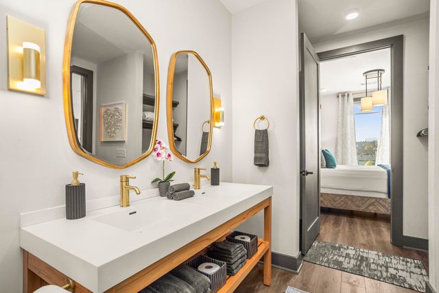 65 Lindsley Ave Apt 502, Nashville, TN 37210