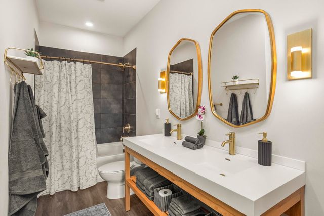 65 Lindsley Ave Apt 502, Nashville, TN 37210