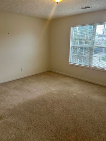 304 Newcastle Lane, Winchester, KY 40391