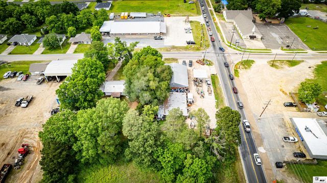 300 N WASHINGTON STREET, West Monroe, LA 71292