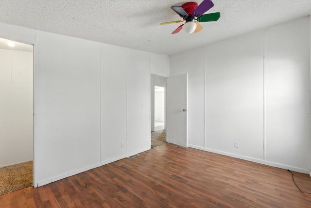 14 MISSION PARK Loop, Los Lunas, NM 87031