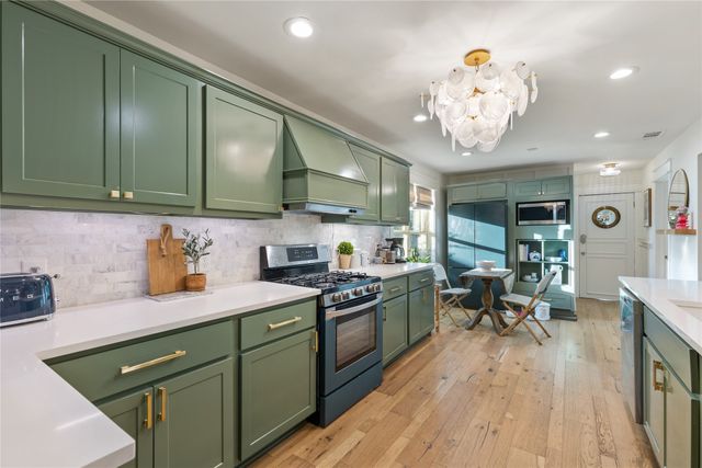 7721 Chattington Drive, Dallas, TX 75248