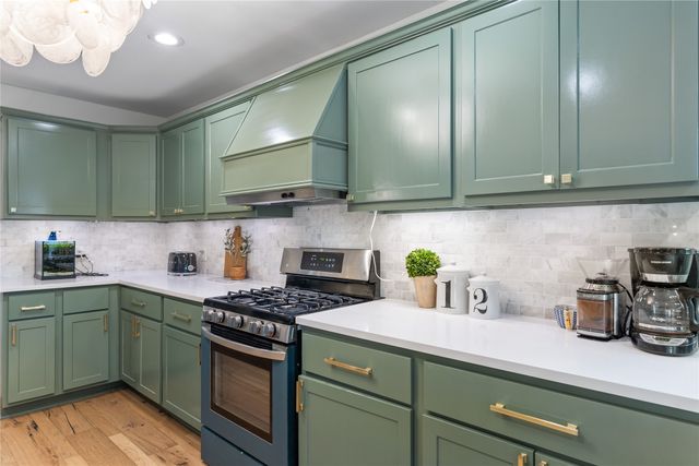 7721 Chattington Drive, Dallas, TX 75248