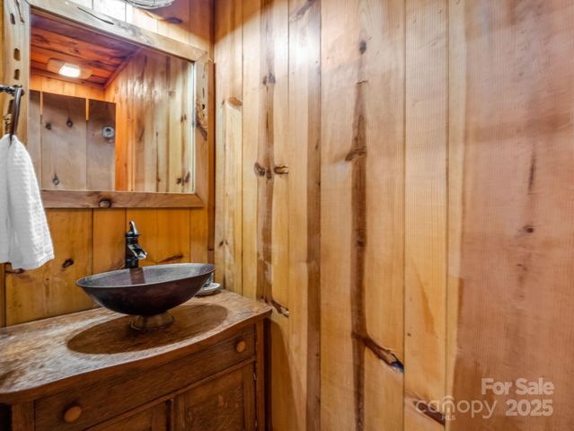 1692 Becky Mountain Road, Brevard, NC 28712