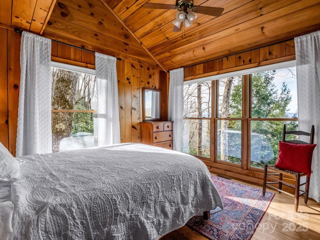 1692 Becky Mountain Road, Brevard, NC 28712