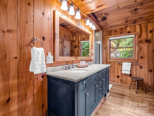 1692 Becky Mountain Road, Brevard, NC 28712