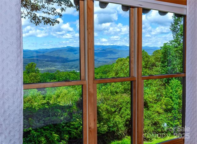 1692 Becky Mountain Road, Brevard, NC 28712