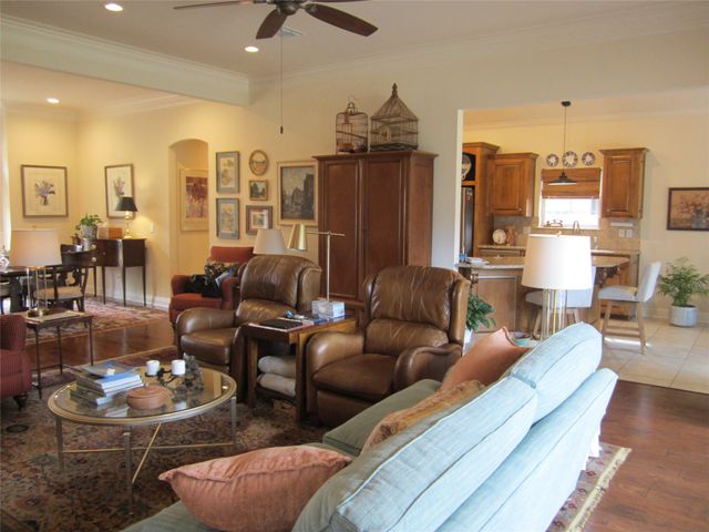 10060 Saint Bernard Drive, Shreveport, LA 71106