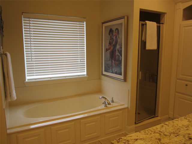 10060 Saint Bernard Drive, Shreveport, LA 71106