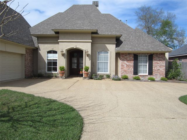 10060 Saint Bernard Drive, Shreveport, LA 71106
