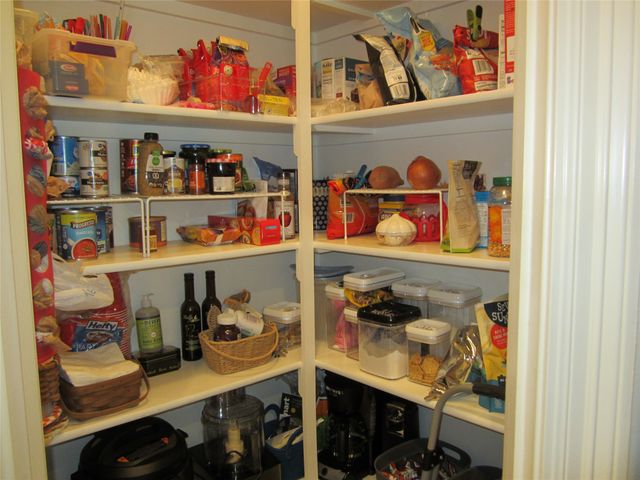 10060 Saint Bernard Drive, Shreveport, LA 71106