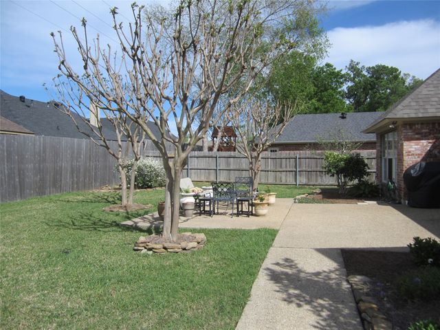 10060 Saint Bernard Drive, Shreveport, LA 71106