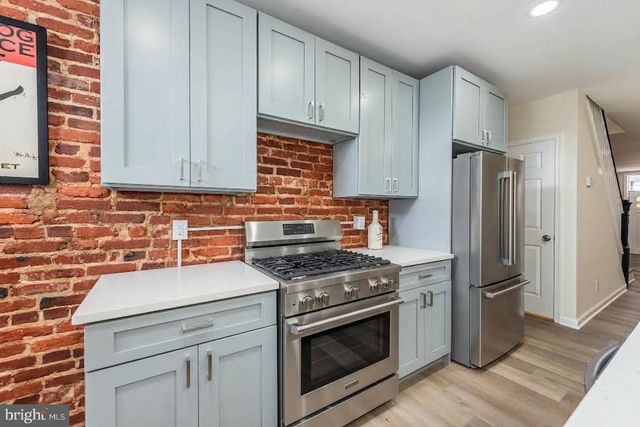 3331 MCELDERRY ST, Baltimore, MD 21205
