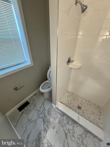 3331 MCELDERRY ST, Baltimore, MD 21205