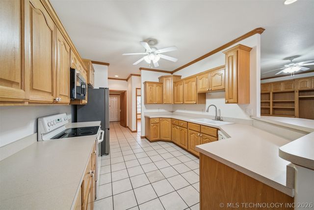 1220 SE 14th Street, Pryor, OK 74361