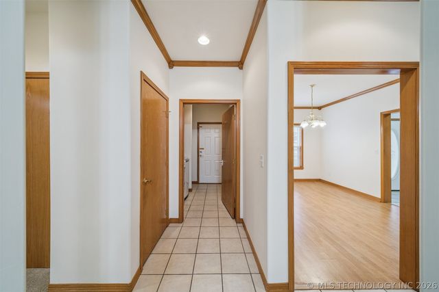 1220 SE 14th Street, Pryor, OK 74361