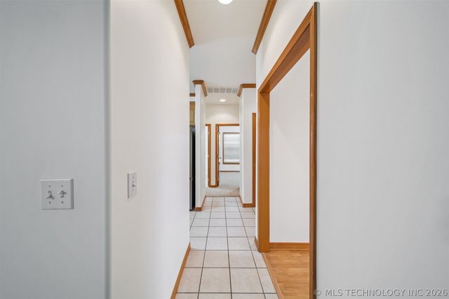 1220 SE 14th Street, Pryor, OK 74361