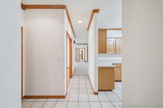 1220 SE 14th Street, Pryor, OK 74361