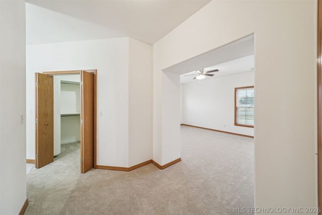 1220 SE 14th Street, Pryor, OK 74361