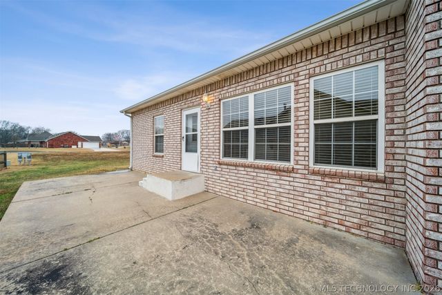 1220 SE 14th Street, Pryor, OK 74361