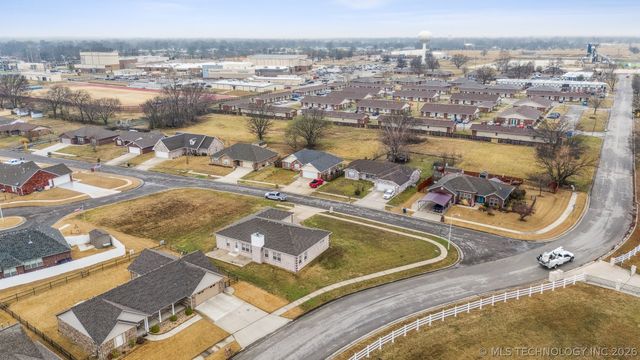 1220 SE 14th Street, Pryor, OK 74361