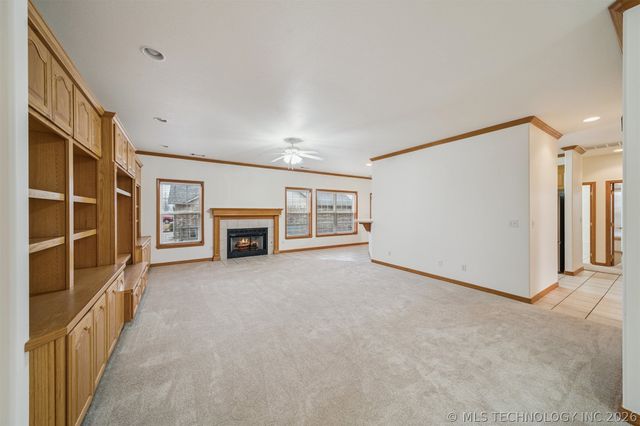 1220 SE 14th Street, Pryor, OK 74361