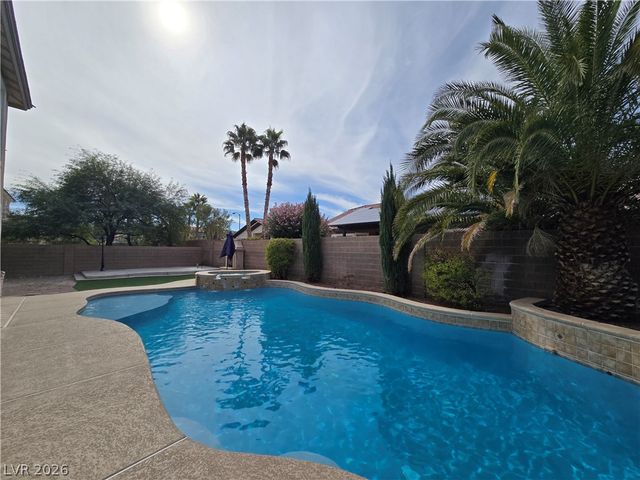 10887 Osceola Mills Street, Las Vegas, NV 89141